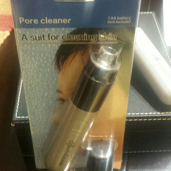 Accessories - Nwt pore cleaning anti aging